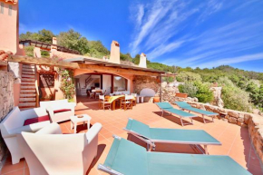 COTTAGE SMERALDA by KlabHouse-Jacuzzi&SeaView, Porto Rafael